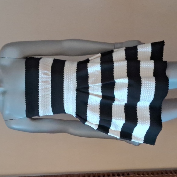 Solid Paneled Elastic Dress - Picture 1 of 4